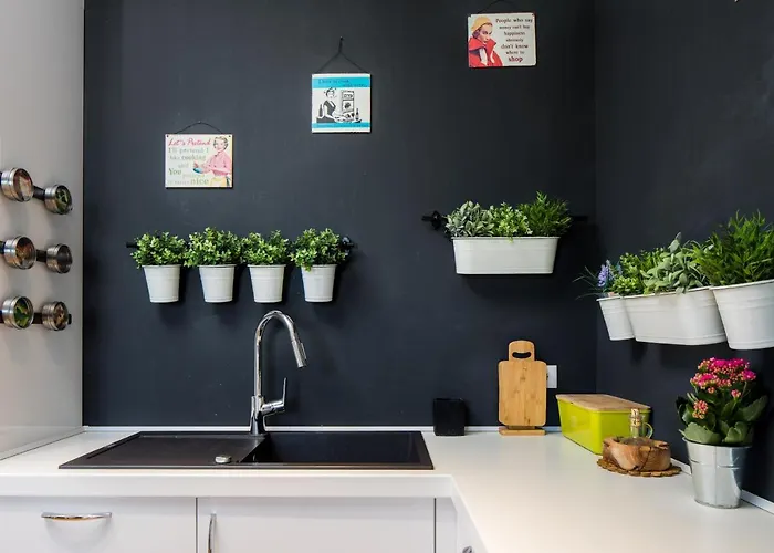 Charlie Chaplin Split