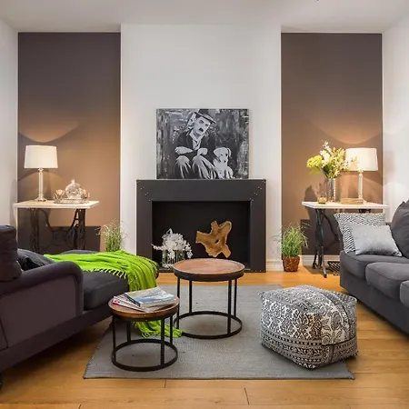 Charlie Chaplin Apartman *